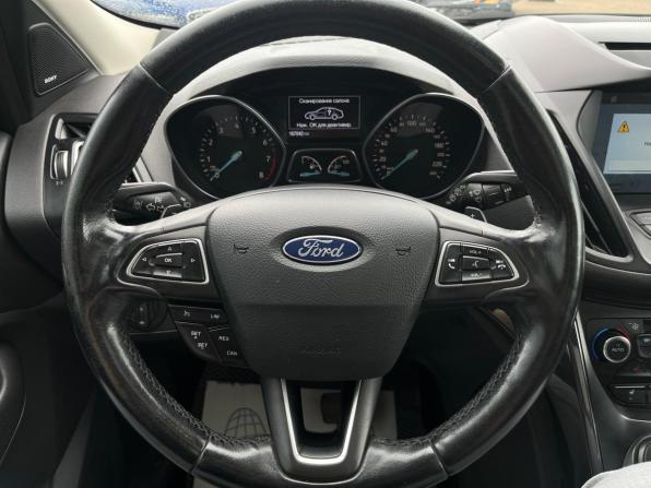 Ford Kuga II Рестайлинг с пробегом 2017 года, цена 1 450 000 рублей, 167050 км, внедорожник, Автокод Объявления
