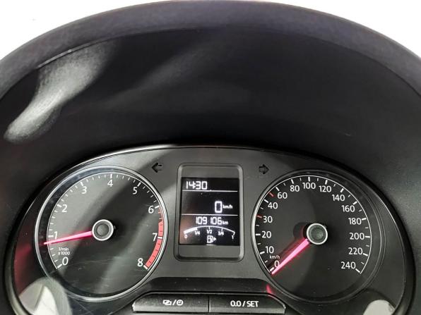 Volkswagen Polo V Рестайлинг с пробегом 2017 года, цена 1 100 000 рублей, 109000 км, седан, Автокод Объявления