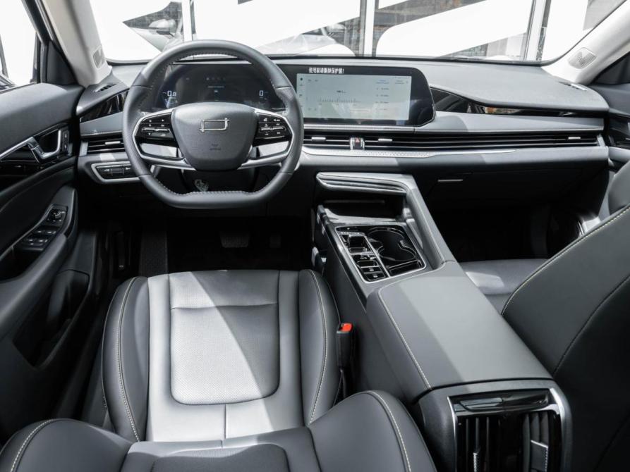 FAW Bestune B70 I Рестайлинг Ставрополь  - изображение 6