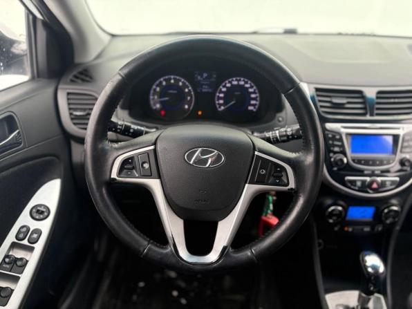 Hyundai Solaris I с пробегом 2011 года, цена 725 000 рублей, 70000 км, хэтчбек, Автокод Объявления