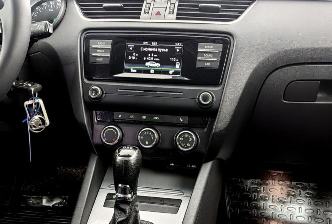 Skoda Octavia III (A7) с пробегом 2016 года, цена 1 000 000 рублей, 223130 км, лифтбек, Автокод Объявления