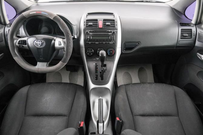 Toyota Auris I Рестайлинг с пробегом 2011 года, цена 1 079 000 рублей, 179000 км, хэтчбек, Автокод Объявления