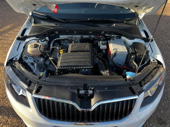 Skoda Octavia III (A7) с пробегом 2016 года, цена 1 190 000 рублей, 183261 км, лифтбек, Автокод Объявления