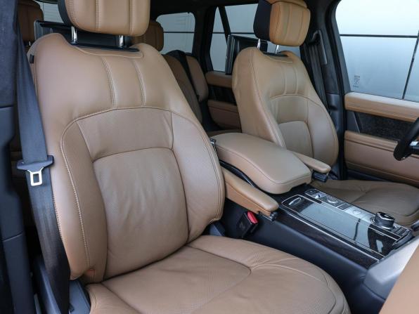Land Rover Range Rover IV Рестайлинг с пробегом 2019 года, цена 8 600 000 рублей, 118958 км, внедорожник, Автокод Объявления