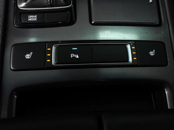 Hyundai Genesis II с пробегом 2014 года, цена 2 075 000 рублей, 225974 км, седан, Автокод Объявления