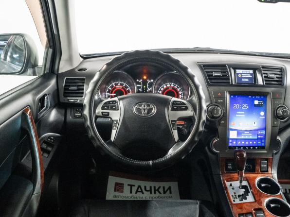 Toyota Highlander II (XU40) Рестайлинг с пробегом 2010 года, цена 2 050 000 рублей, 207457 км, внедорожник, Автокод Объявления