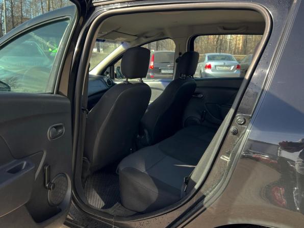Renault Sandero II с пробегом 2015 года, цена 620 000 рублей, 136000 км, хэтчбек, Автокод Объявления