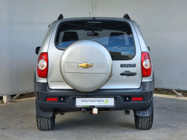Chevrolet Niva I Рестайлинг с пробегом 2018 года, цена 880 000 рублей, 56000 км, внедорожник, Автокод Объявления