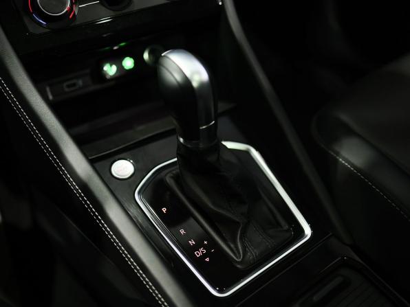 Jetta VS7 I Рестайлинг 1 с пробегом 2023 года, цена 2 199 000 рублей, 60000 км, внедорожник, Автокод Объявления