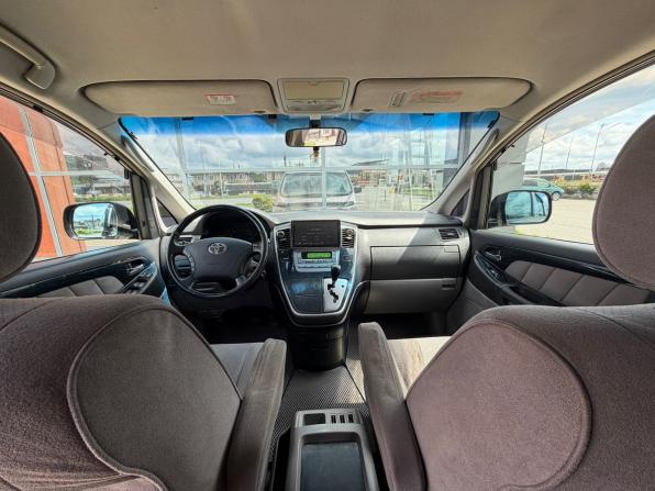 Toyota Alphard I с пробегом 2004 года, цена 1 500 000 рублей, 214000 км, минивэн, Автокод Объявления