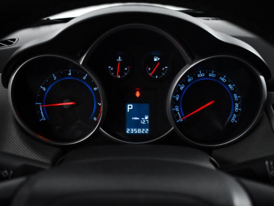 Chevrolet Cruze I Санкт-Петербург  - изображение 18
