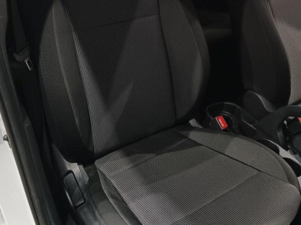 Hyundai Solaris II с пробегом 2018 года, цена 949 000 рублей, 245837 км, седан, Автокод Объявления