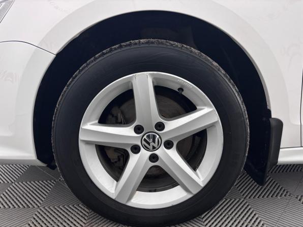 Volkswagen Jetta VI Рестайлинг с пробегом 2015 года, цена 1 255 000 рублей, 146000 км, седан, Автокод Объявления