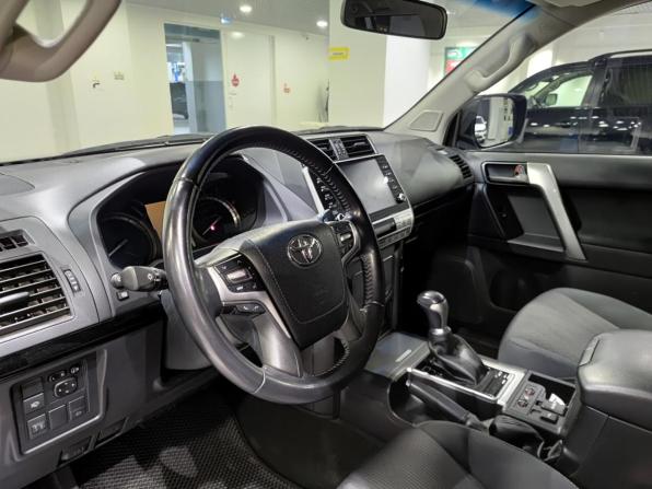 Toyota Land Cruiser Prado 150 Series Рестайлинг 3 с пробегом 2021 года, цена 6 750 000 рублей, 72415 км, внедорожник, Автокод Объявления