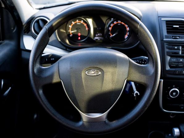 Lada (ВАЗ) Granta I Рестайлинг с пробегом 2019 года, цена 930 000 рублей, 73422 км, седан, Автокод Объявления