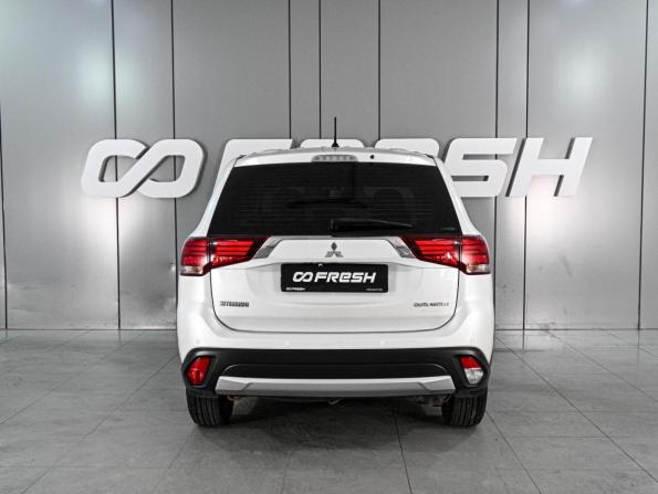 Mitsubishi Outlander III Рестайлинг с пробегом 2015 года, цена 1 679 000 рублей, 146755 км, внедорожник, Автокод Объявления