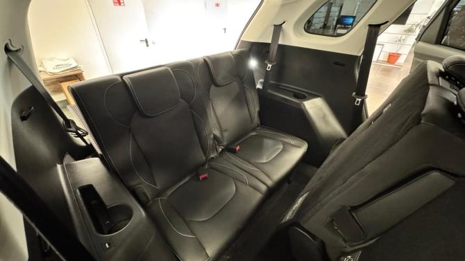 Chevrolet Captiva II с пробегом 2022 года, цена 1 990 000 рублей, 41869 км, внедорожник, Автокод Объявления