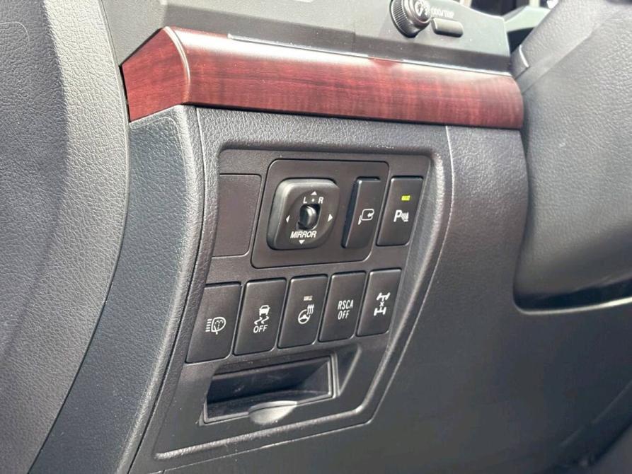 Toyota Land Cruiser 200 Series Рестайлинг 1 Ростов-на-Дону  - изображение 12