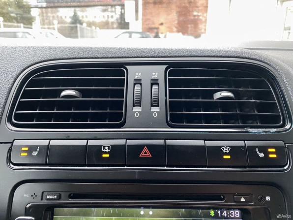 Volkswagen Polo V с пробегом 2012 года, цена 899 000 рублей, 179431 км, седан, Автокод Объявления