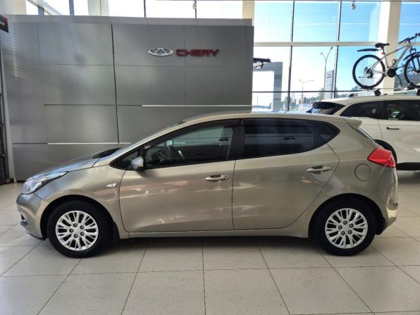 Kia Ceed II с пробегом 2013 года, цена 849 000 рублей, 172275 км, хэтчбек, Автокод Объявления