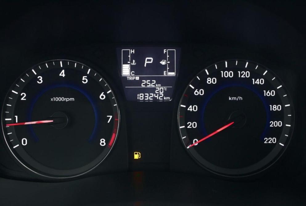 Hyundai Solaris I Нижний Новгород  - изображение 11