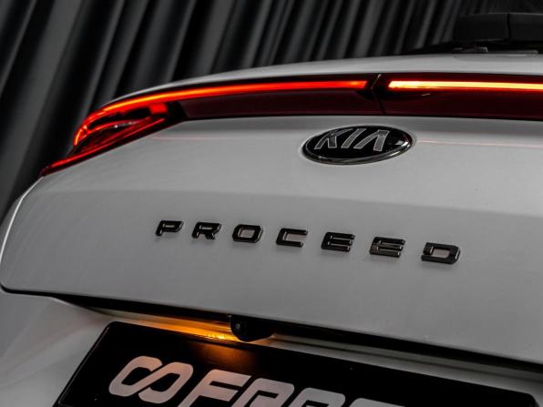 Kia Proceed I с пробегом 2021 года, цена 1 949 000 рублей, 95489 км, универсал, Автокод Объявления