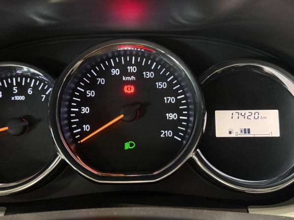 Renault Duster I Рестайлинг с пробегом 2018 года, цена 1 340 000 рублей, 17450 км, внедорожник, Автокод Объявления