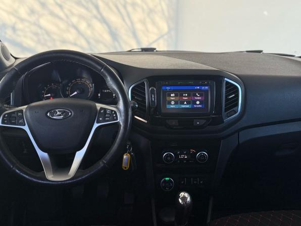 Lada (ВАЗ) XRAY I с пробегом 2018 года, цена 1 150 000 рублей, 71700 км, хэтчбек, Автокод Объявления