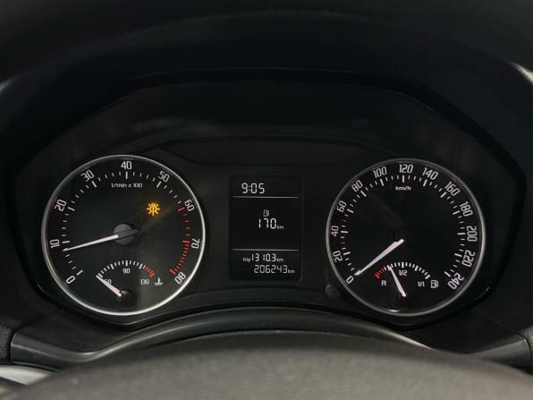 Skoda Octavia II (A5) Рестайлинг с пробегом 2012 года, цена 690 000 рублей, 206235 км, лифтбек, Автокод Объявления