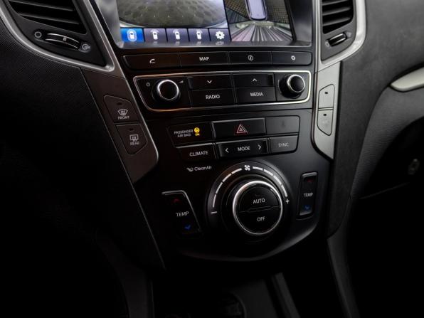 Hyundai Santa Fe III Рестайлинг с пробегом 2017 года, цена 2 495 000 рублей, 148979 км, внедорожник, Автокод Объявления