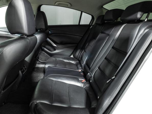 Mazda 6 III (GJ) Рестайлинг с пробегом 2015 года, цена 1 469 700 рублей, 198297 км, седан, Автокод Объявления