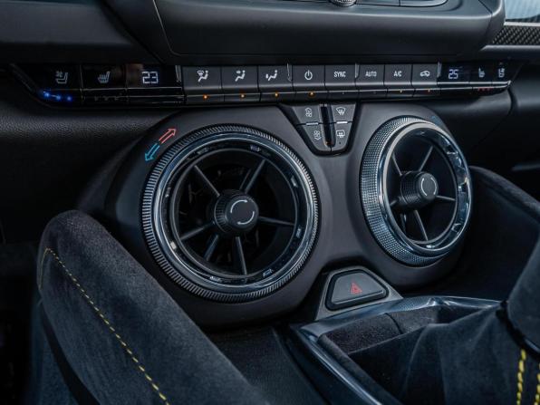Chevrolet Camaro VI Рестайлинг с пробегом 2018 года, цена 8 109 000 рублей, 23314 км, купе, Автокод Объявления