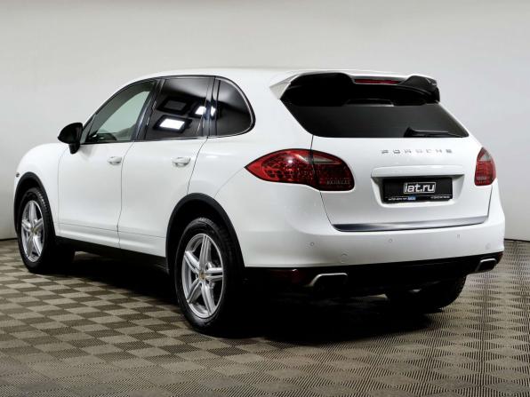 Porsche Cayenne II (958) с пробегом 2014 года, цена 2 598 000 рублей, 252538 км, внедорожник, Автокод Объявления