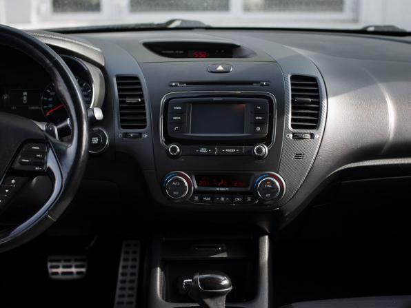 Kia Cerato III Рестайлинг (Classic) с пробегом 2017 года, цена 1 520 000 рублей, 128034 км, седан, Автокод Объявления