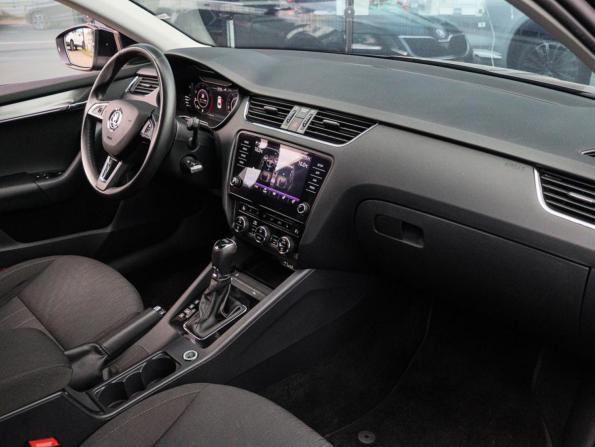 Skoda Octavia III (A7) Рестайлинг с пробегом 2020 года, цена 2 590 000 рублей, 79780 км, лифтбек, Автокод Объявления