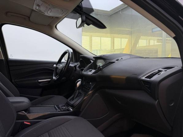 Ford Kuga II Рестайлинг с пробегом 2017 года, цена 1 499 000 рублей, 170900 км, внедорожник, Автокод Объявления