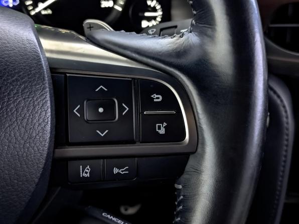 Lexus LX III Рестайлинг 2 с пробегом 2018 года, цена 9 990 000 рублей, 59664 км, внедорожник, Автокод Объявления