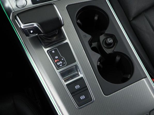 Audi A6 V (C8) с пробегом 2019 года, цена 3 077 077 рублей, 158783 км, седан, Автокод Объявления