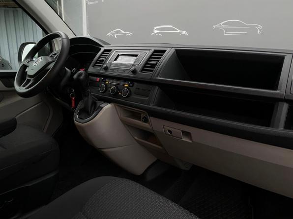 Volkswagen Caravelle T6 с пробегом 2019 года, цена 3 192 300 рублей, 113150 км, минивэн, Автокод Объявления