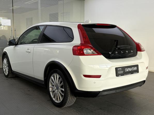 Volvo C30 I Рестайлинг с пробегом 2012 года, цена 880 000 рублей, 153441 км, хэтчбек, Автокод Объявления