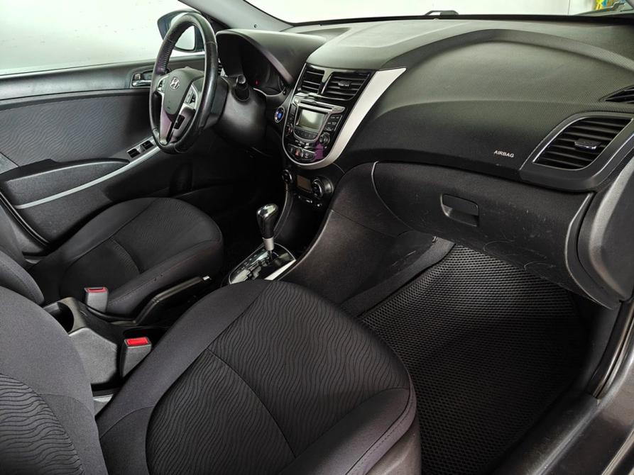Hyundai Solaris I Москва  - изображение 11