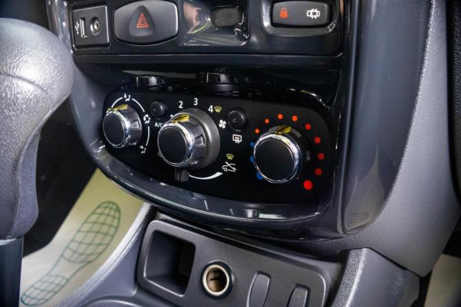 Nissan Terrano III (D10) с пробегом 2015 года, цена 1 059 000 рублей, 166000 км, внедорожник, Автокод Объявления