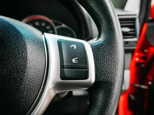 Toyota Ractis II с пробегом 2015 года, цена 849 000 рублей, 112267 км, хэтчбек, Автокод Объявления
