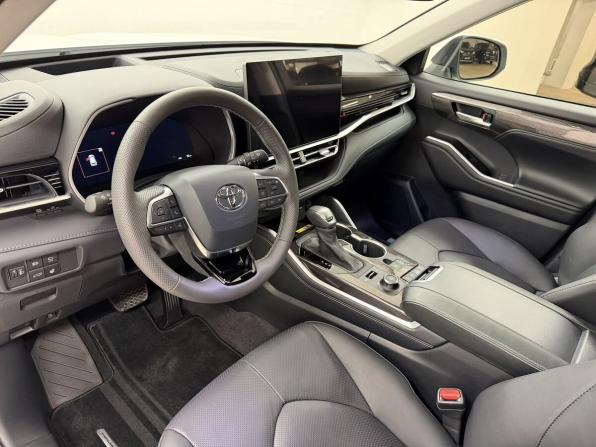Toyota Highlander IV (XU70) с пробегом 2026 года, цена 5 520 000 рублей, 22 км, внедорожник, Автокод Объявления