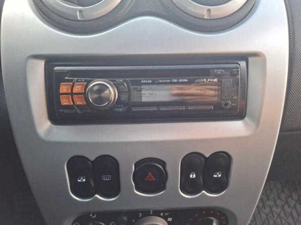 Renault Sandero I с пробегом 2011 года, цена 740 000 рублей, 107000 км, хэтчбек, Автокод Объявления
