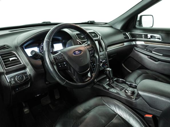 Ford Explorer V Рестайлинг 2 с пробегом 2018 года, цена 3 227 000 рублей, 133713 км, внедорожник, Автокод Объявления