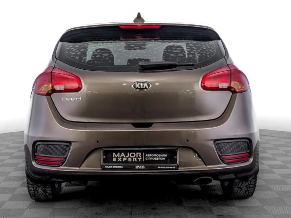 Kia Ceed II Рестайлинг с пробегом 2017 года, цена 1 535 000 рублей, 77710 км, хэтчбек, Автокод Объявления