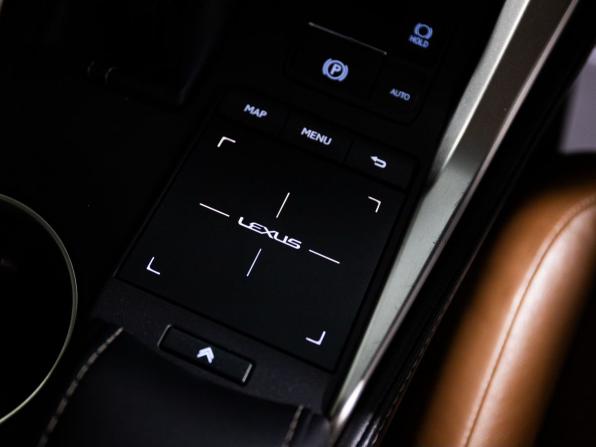 Lexus NX I Рестайлинг с пробегом 2018 года, цена 3 250 000 рублей, 144683 км, внедорожник, Автокод Объявления
