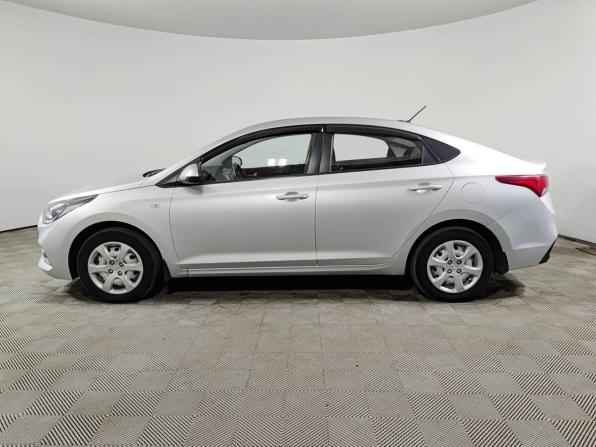 Hyundai Solaris II с пробегом 2018 года, цена 1 200 000 рублей, 130000 км, седан, Автокод Объявления