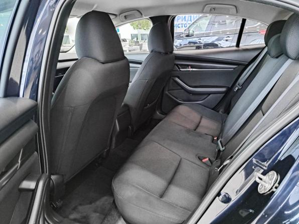 Mazda 3 IV (BP) с пробегом 2021 года, цена 1 950 000 рублей, 109193 км, седан, Автокод Объявления